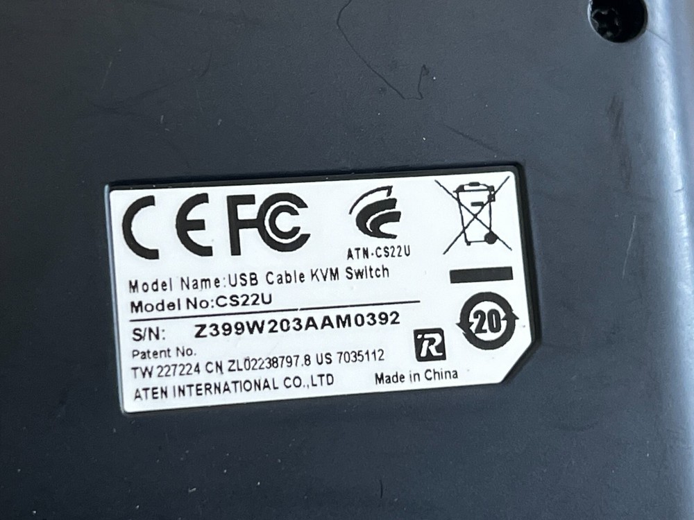 PP8: IOGEAR KVM Switch CS22U