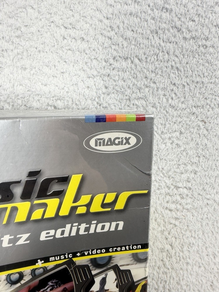 Magix Music Maker eBlitz Edition MP3 Player (Original Wrapper BOX)