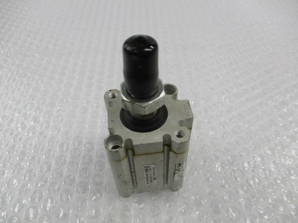 SMC CDQ2B32V-15DMZ CYLINDER UNMP
