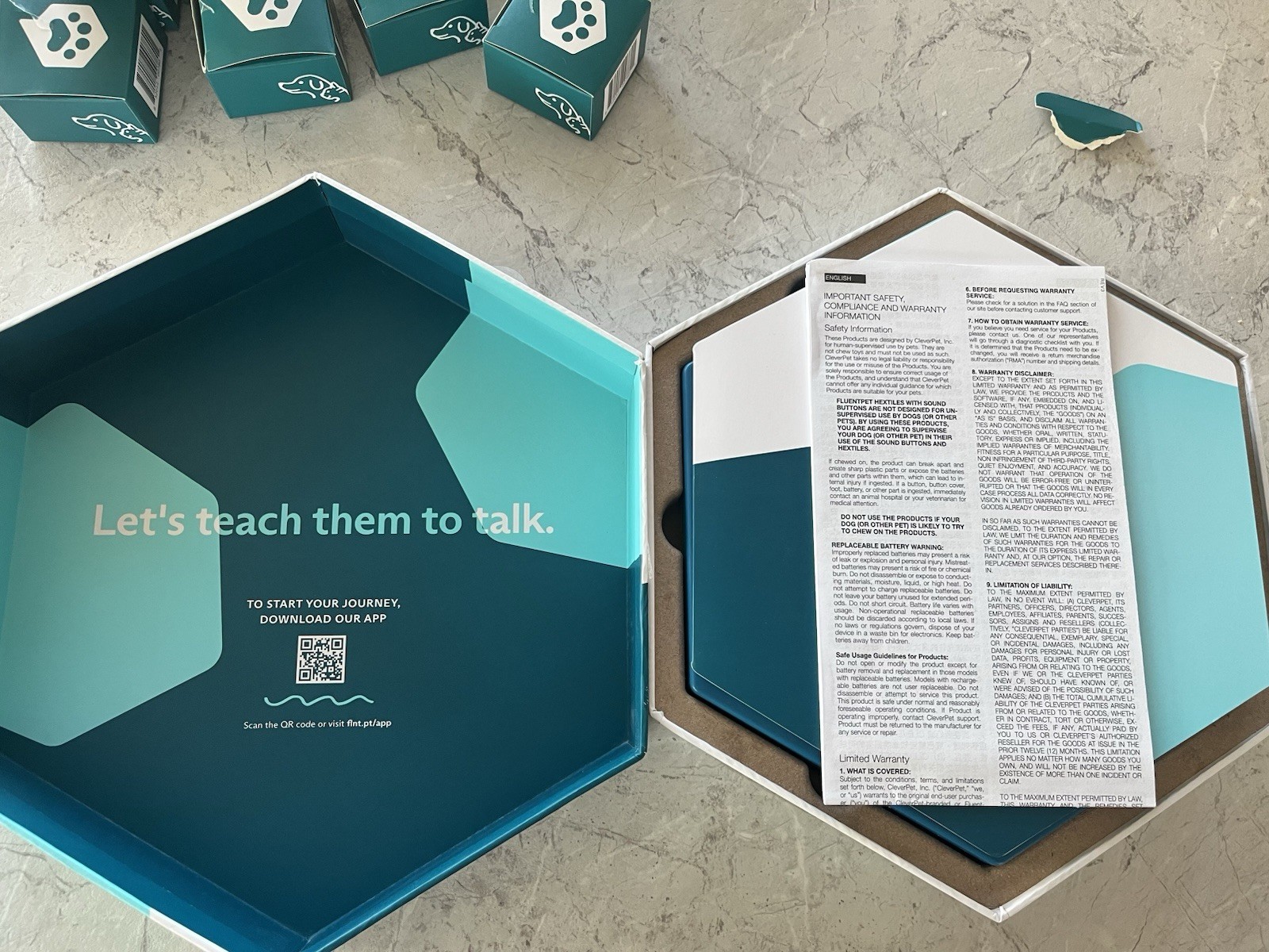 Gently Used Fluent Pet Connect Base with 6 HexTiles and 30 Connect Buttons