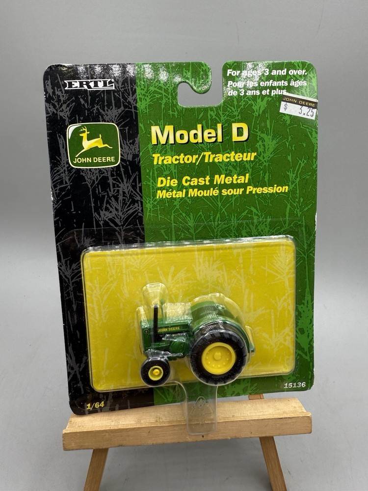 2003 Ertl 1:64 John Deere Model D