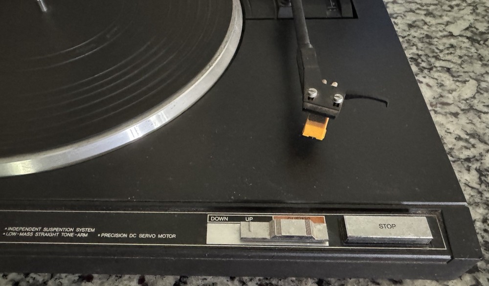 JVC L-A90 Automatic Return Direct Drive Turntable Good Shape/ Not Working
