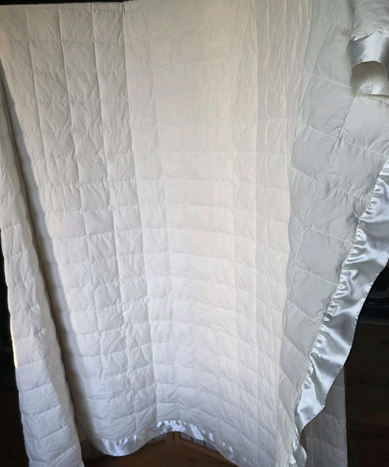 75+% Down Blanket/Duvet Insert By Belk 90x94" READ Queen/Full Ivory Satin Trim