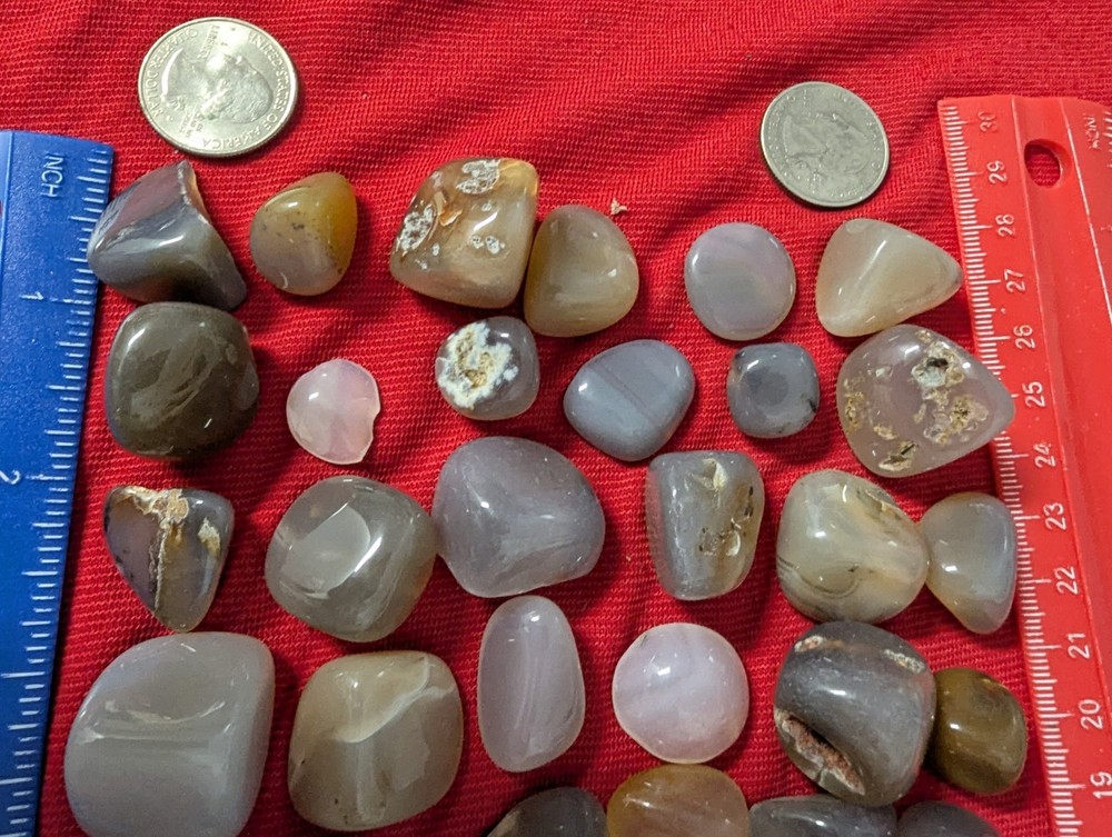 5 Agate polished tumbled gemstones per lot.
