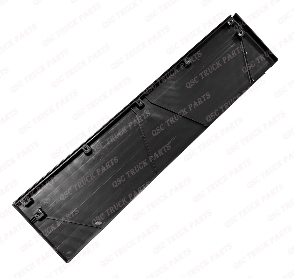 QSC Right Side Cab Flex Extender Fairing Extension Upper for Cascadia 2018+