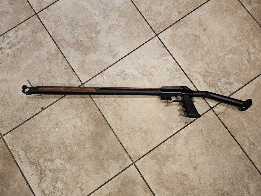 IN DEPTH INC. Vintage Speargun VIPER 30