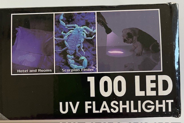 Realhunlee UV 100 LED Flashlight