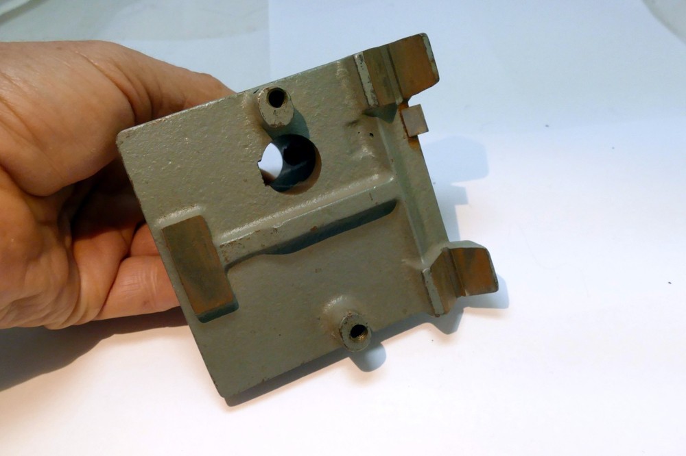 Base for Gaertner Microscope M193 Microscope boom arm stand