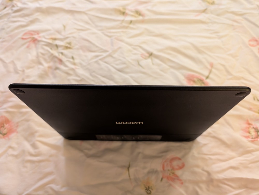 Wacom CTH-690 Intuos Medium Tablet