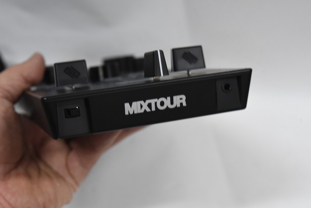 RELOOP MixTour All-In-One DJ Controller with Carry Case & Lightning Cable