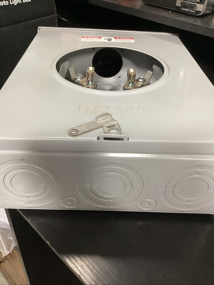 Talon UAT417-OPQG Meter Socket New