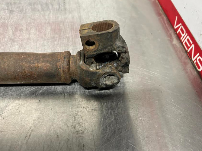 PETERBILT 418033 SHAFT-STEERING INTERMEDIATE