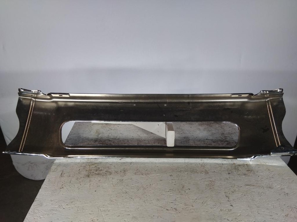 For FREIGHTLINER M2 106 BUMPER CENTER , GA