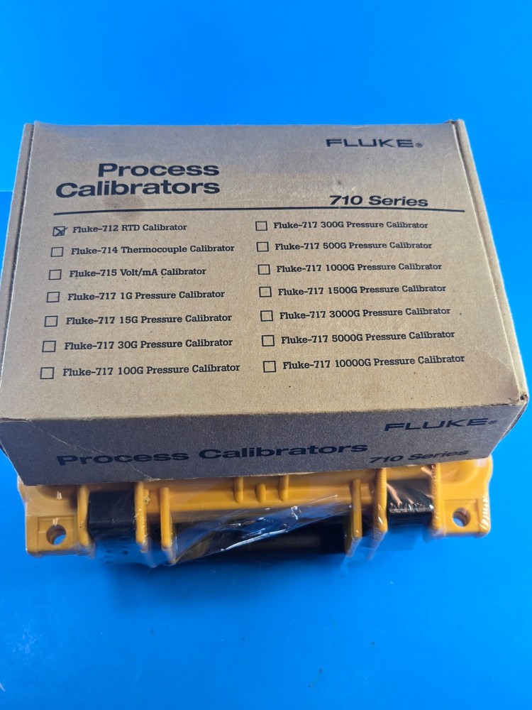 Fluke 712b RTD Calibrator Pristine!