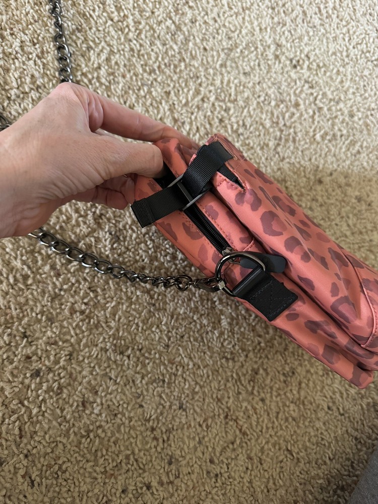 Camp Gladiator CG Water Bottle Holder Carrier with Chain Shoulder Strap Leopard