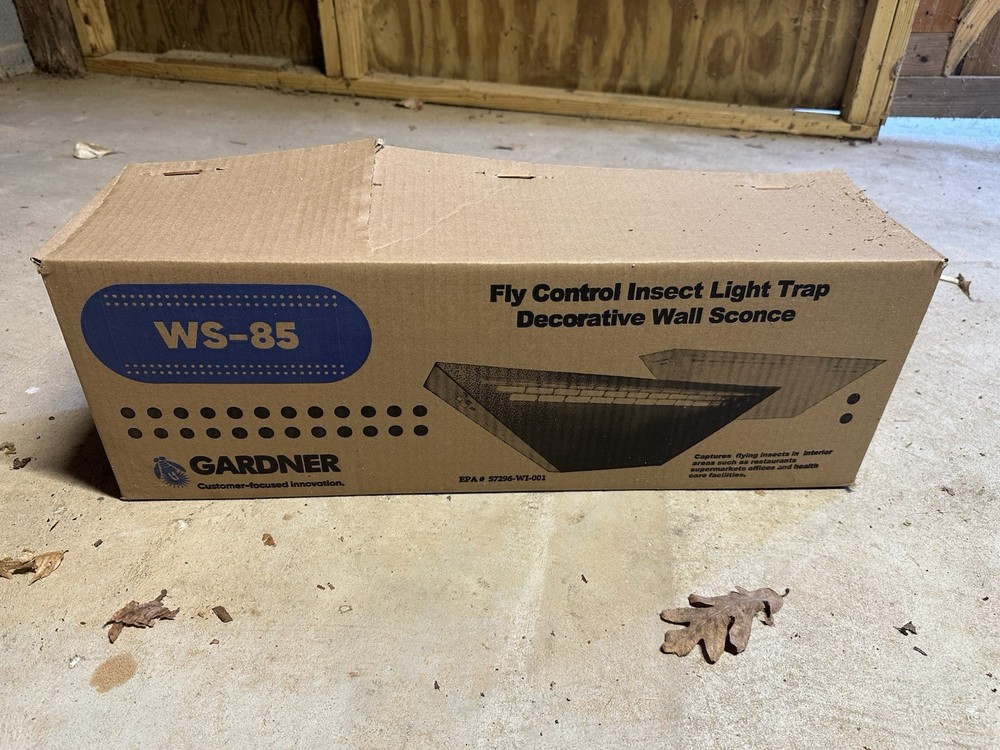WS-85 White Sconce Fly Light by Gardner - 1 Insect Light Trap