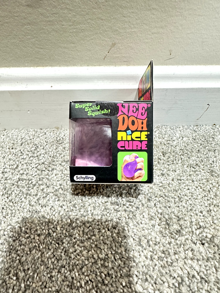 NeeDoh Nice Cube Brand New In Box Ships Today!