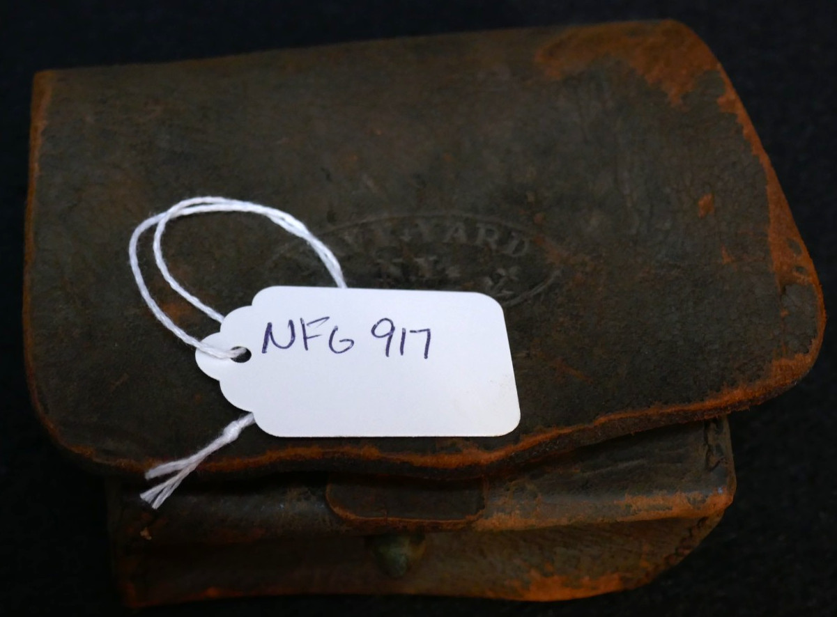 Civil War USN Cannoneer Fuse Box 'Navy Yard NY 1863' Brown Leather Pouch, Rare