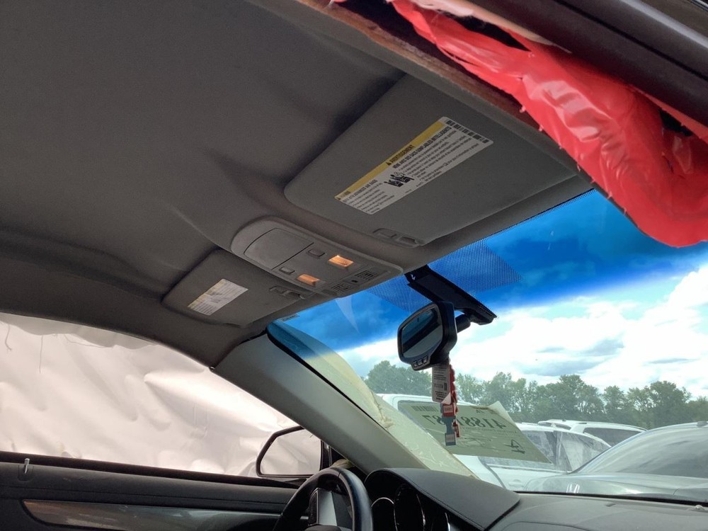 CTS 2012 Glove Box 4634572