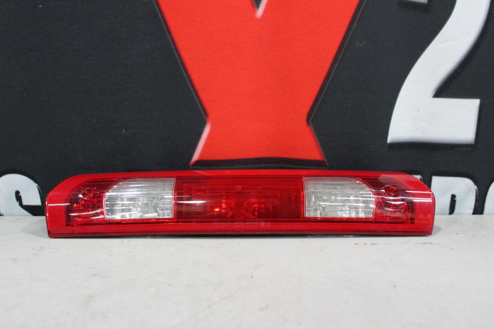 2002-2006 DODGE RAM SRT-10 CENTER THIRD 3RD BRAKE LIGHT LAMP OEM