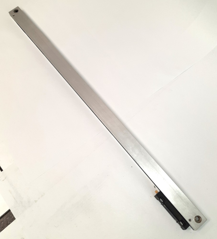 Heidenhain LS 406 Linear Encoder, Measuring Length: 570mm, 310 110 26