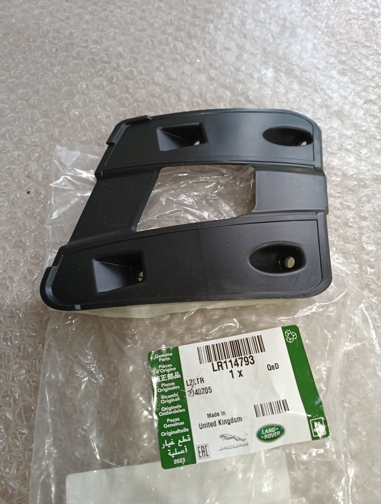 GENUINE RANGE ROVER EVOQUE 2019-2021 FRONT RIGHT SIDE BUMPER MOUNT GRILL BRACKET