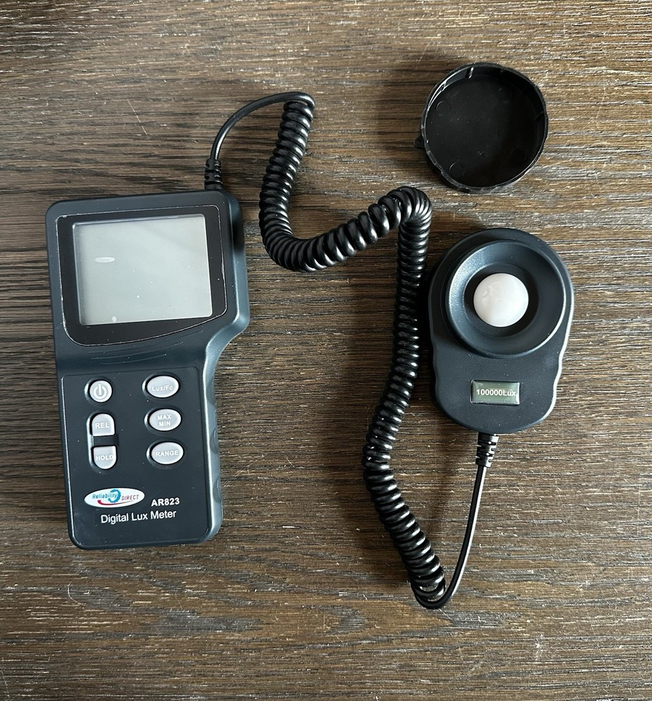 Intell Instruments Plus Digital Lux Meter - Smart Sensor RDI-AR823 Wide Range