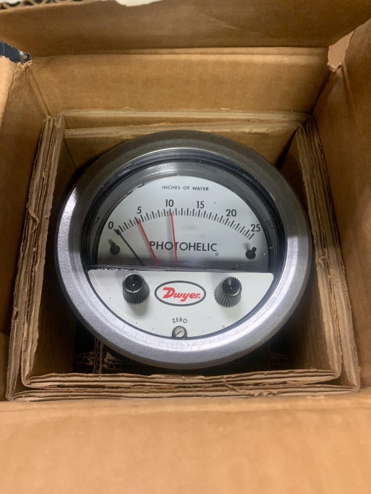 Dwyer Switch #3000, NOS, (PLAS-7)