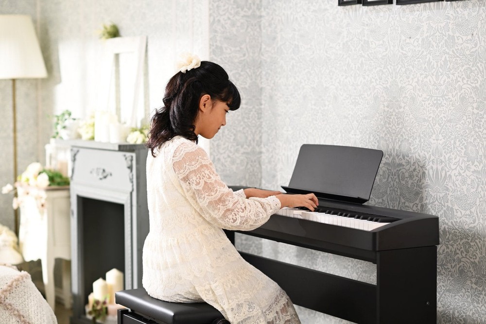 Kawai ES60 Digital Piano - Black KEY ESSENTIALS BUNDLE