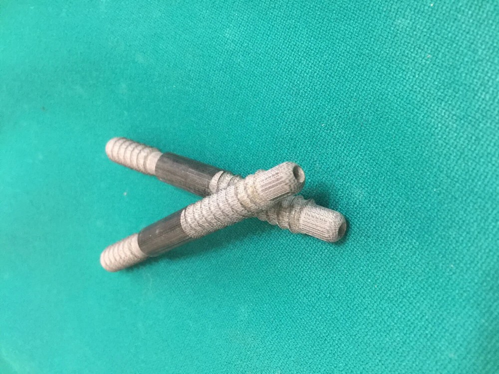 Joint Screw G10