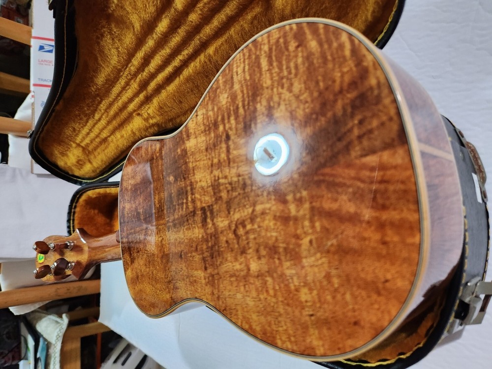 Big Island Ukulele Soprano Mint