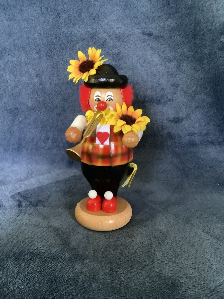 Steinbach Nutcracker "TRUMPET PLAYING CLOWN" Signed by Karolin Steinbach