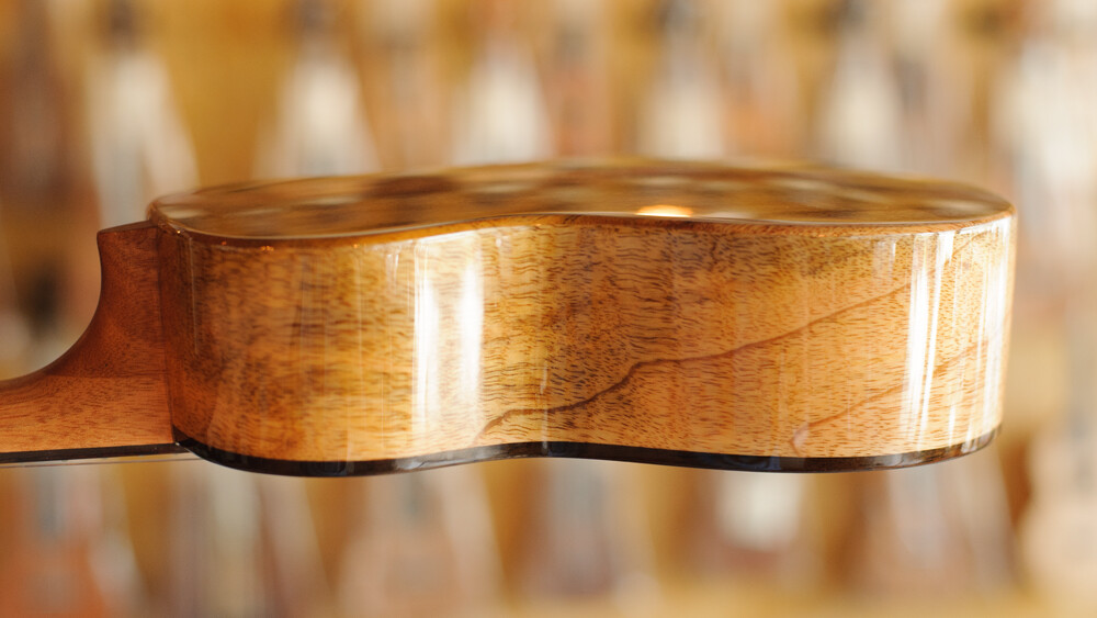 Bright Sun Solid Mango Concert Ukulele