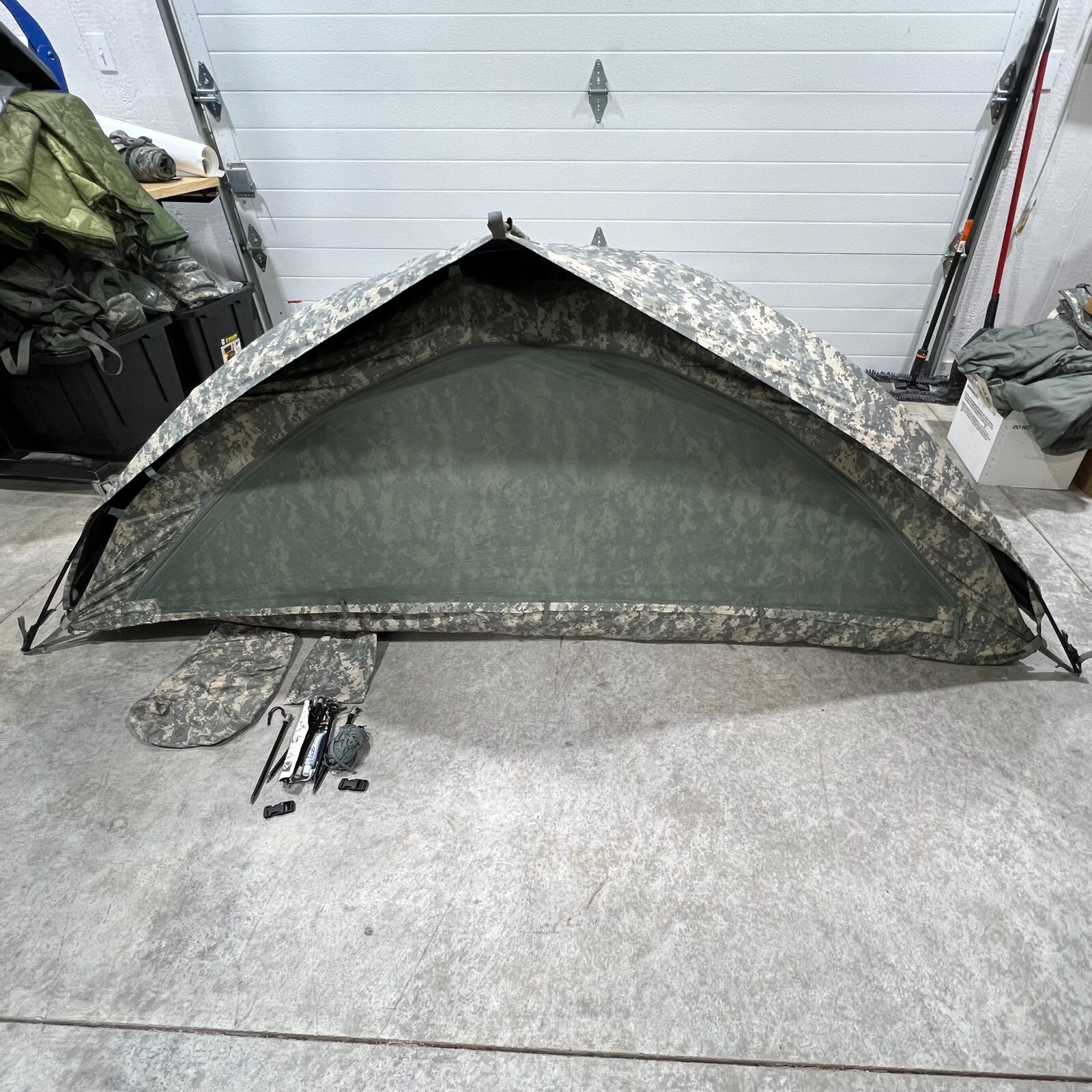 US Military ACU Tent Combat Shelter System One-Person Very Good Complete