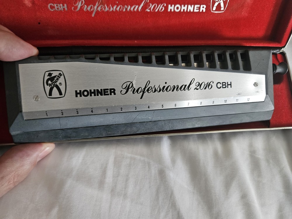 HOHNER CBH PROFESSIONAL 2016 HARMONICA WITH CASE