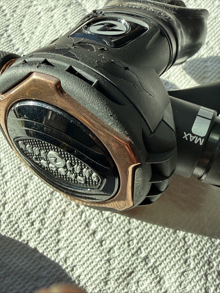 Aqualung Legend scuba diving regulator set