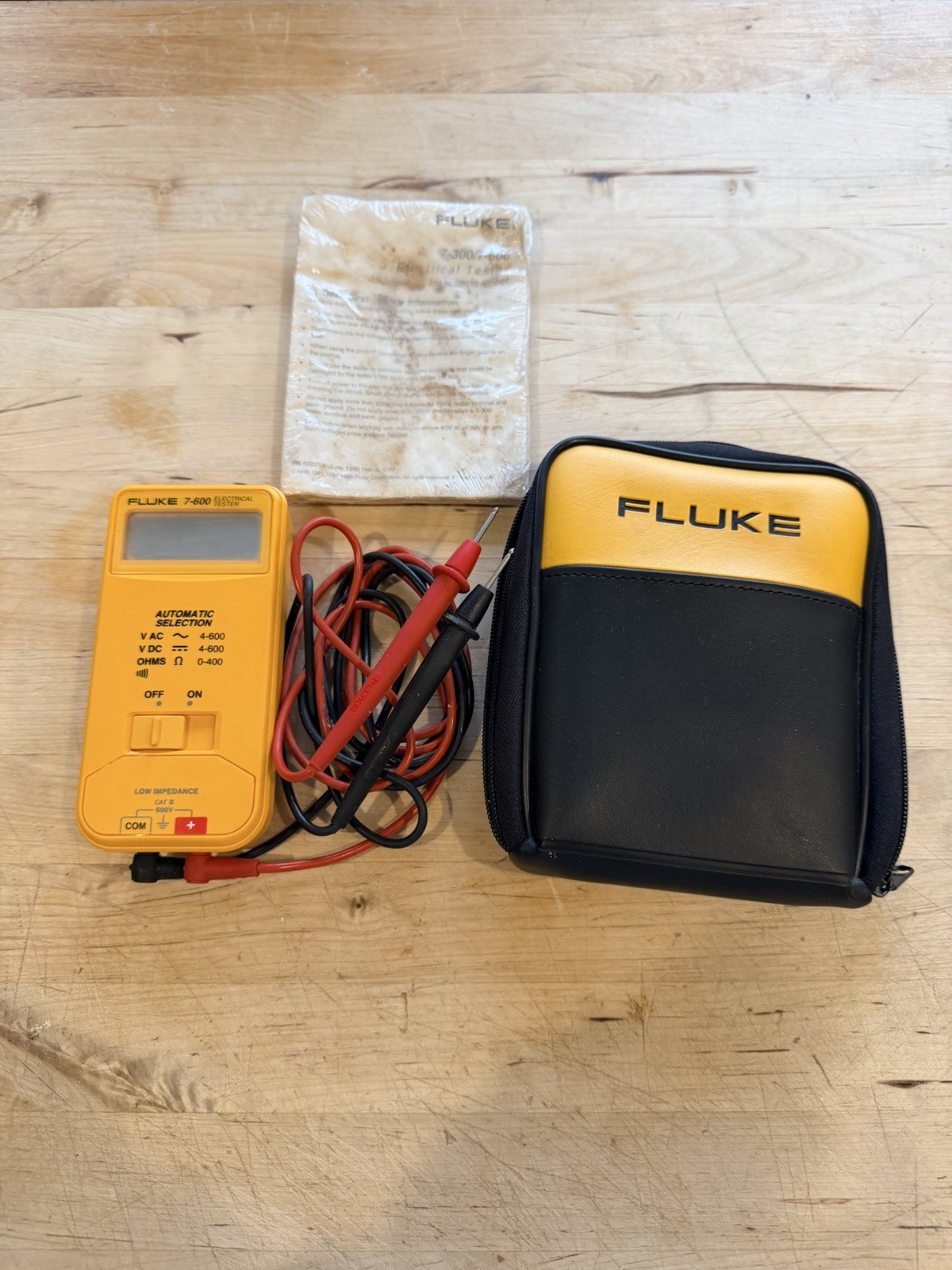 Fluke 7-600 Electrical Tester Meter Multimeter Tested