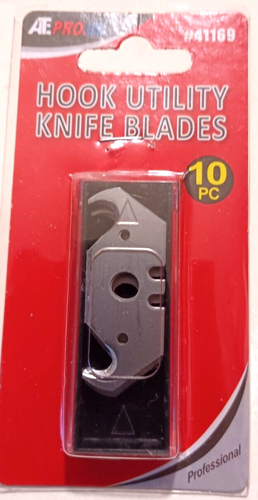 10 Pc. HOOK razor blades with container