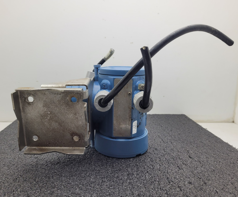 Micro Motion 2700R12ABZEZZZ Transmitter Mfg 2014 Unit B