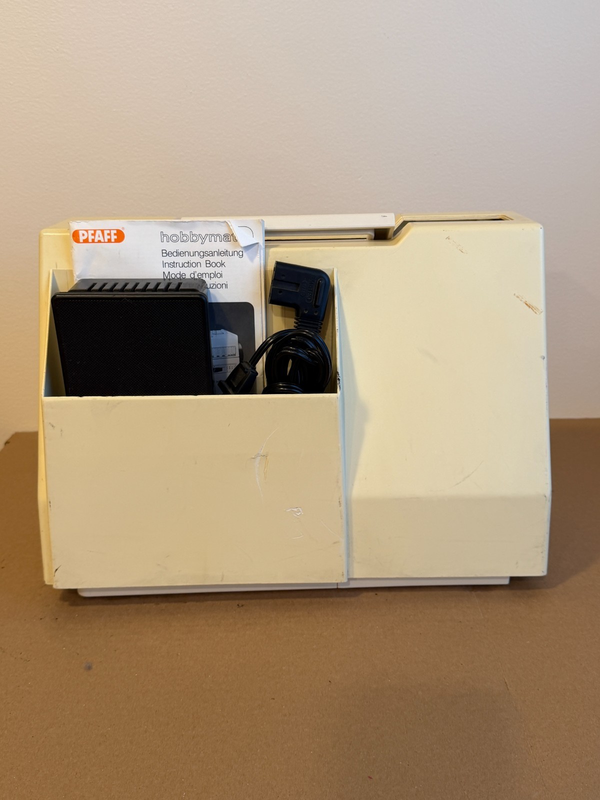 PFAFF hobbymatic 927 sewing machine