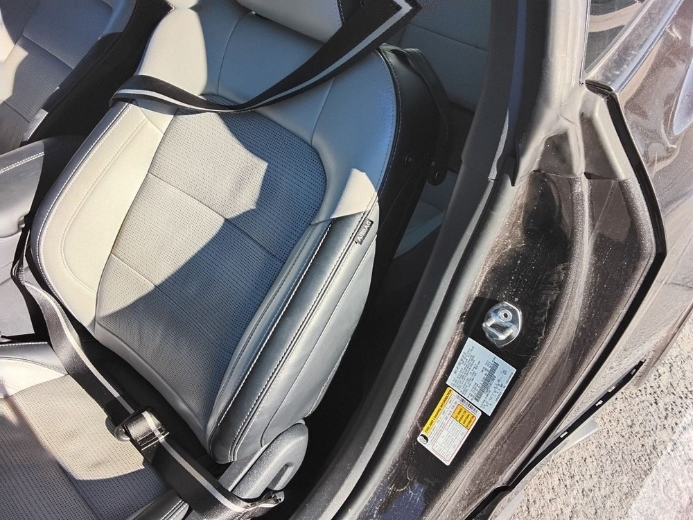 MUSTANG 2024 Camera/Projector 131057