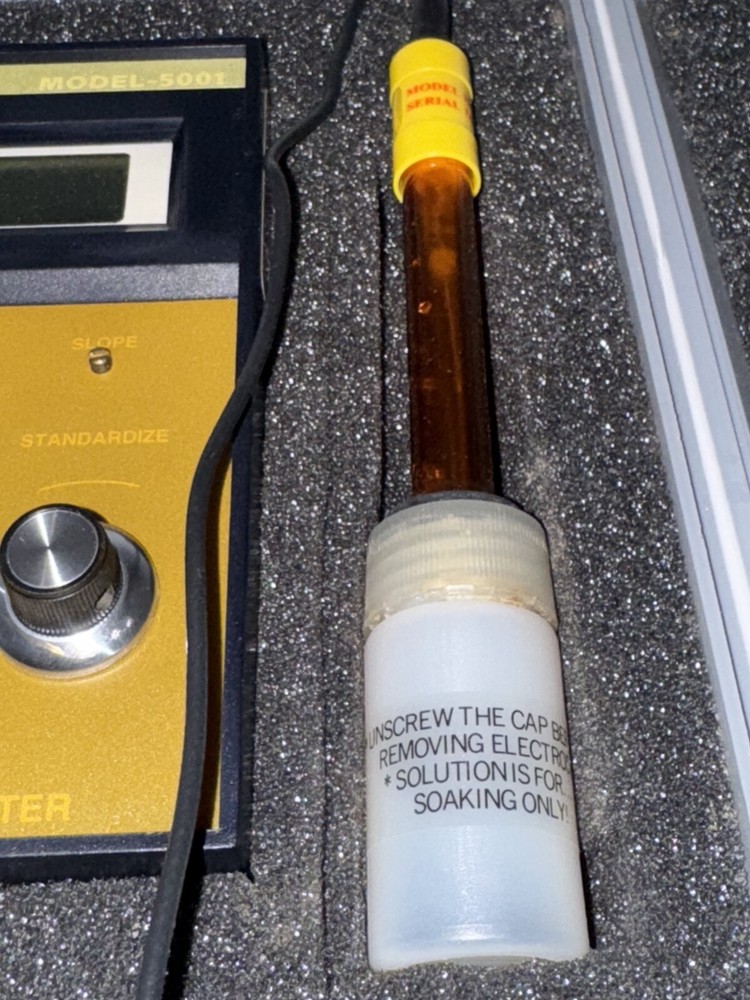 Jenco Digital pH Meter, pH/MV/TEMP/ATC Meter Model 5001