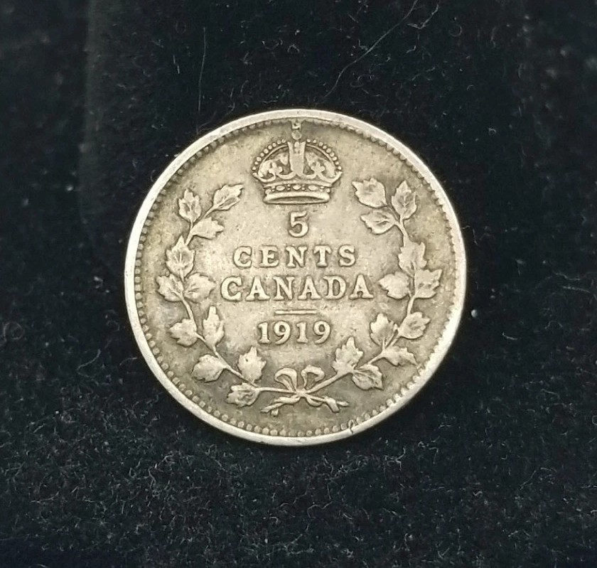 1919 Canada 5 Cent #20822