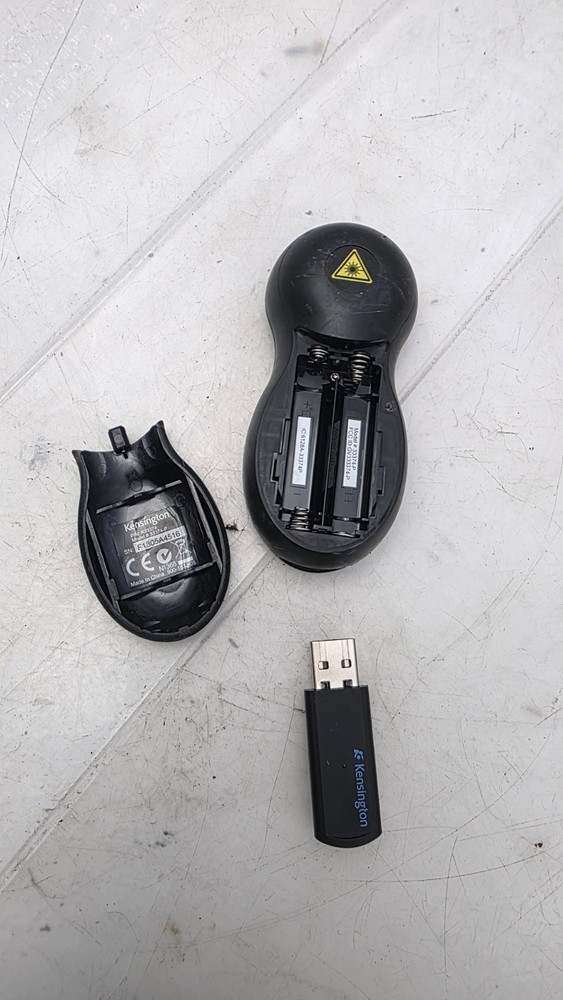 Kensington Wireless Presenter w/Red Laser Pointer 65’ Foot Range USB