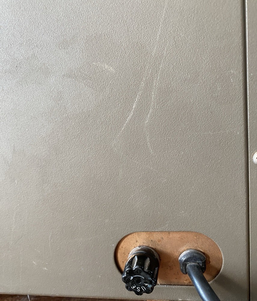 B&K Precision Model 415 Solid State Sweep/Marker Generator With Cords Untested