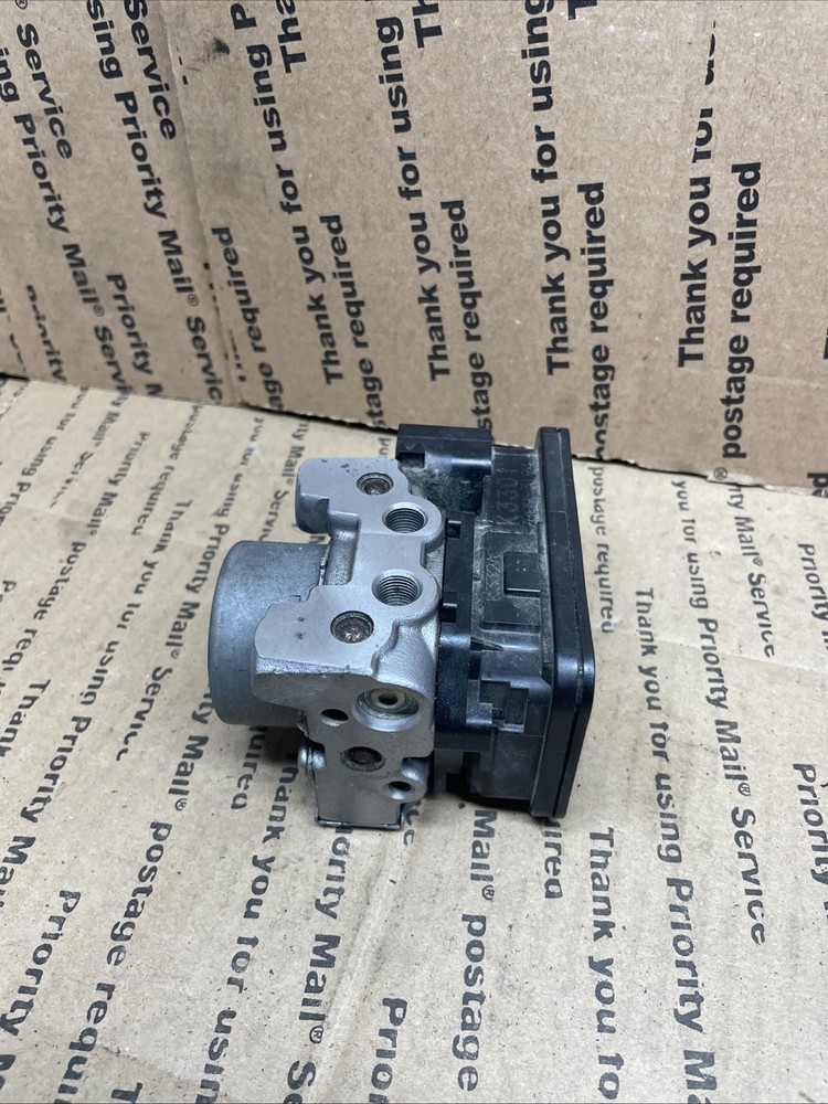 2015-2018 HONDA CB300F ABS ABS PUMP UNIT MODULE OEM