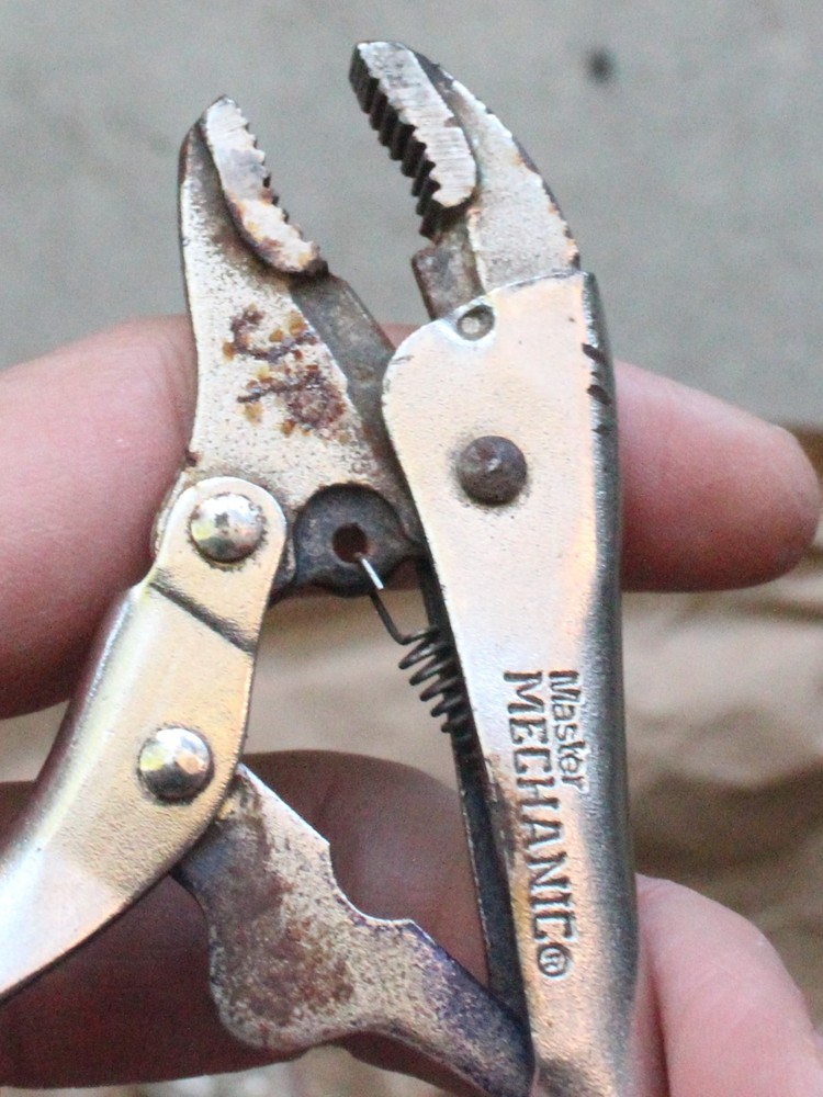 Locking Pliers + needlenose mixed brand 6pc