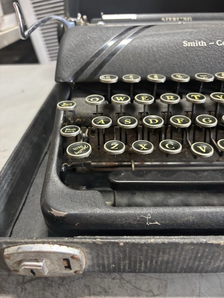 Smith-Corona Sterling Typewriter - Black