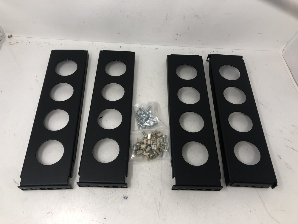 Rack Solutions 2 Post Conversion brackets 2U HP/Compaq Kit 870984