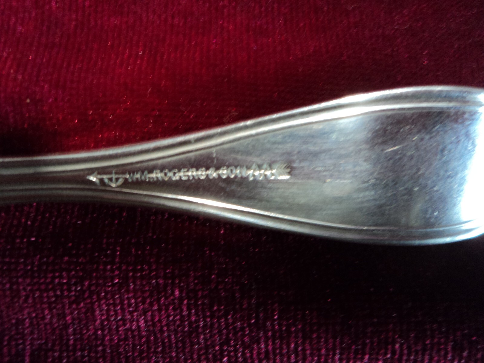 Silverplate Flatware Lot of 4 Victorian Nut Picks Rogers Medallion 1867